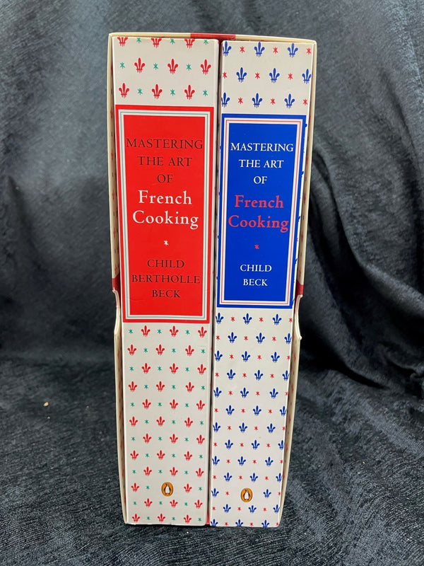 JULIA CHILDS - MASTERING THE ART OF FRENCH COOKING - VOL 1 & 2